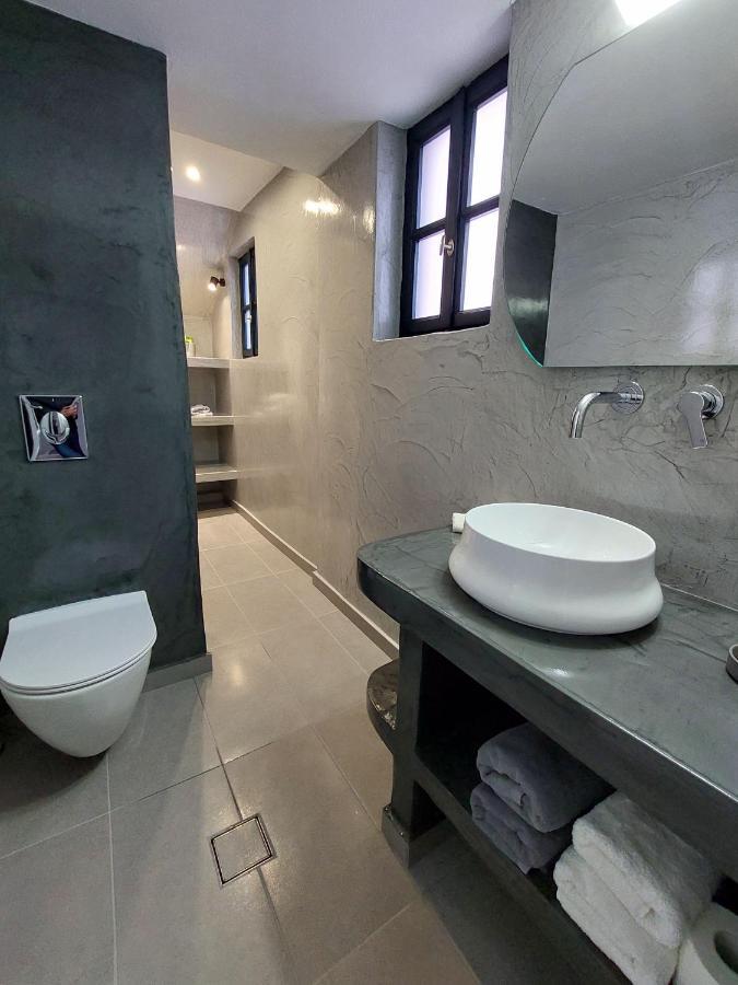 Anthonas Apartments Imerovigli Extérieur photo